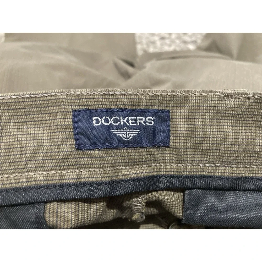 Dockers Pleated Dress Pants Men's Brown Check Cuffed Career Slacks 32x25
